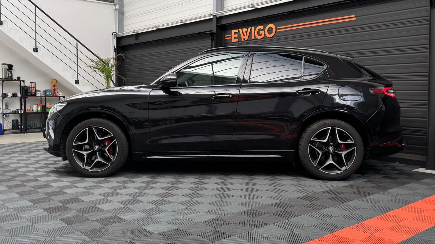 Alfa Romeo Stelvio - 2.2 D 210 EXECUTIVE Q4 BVA
