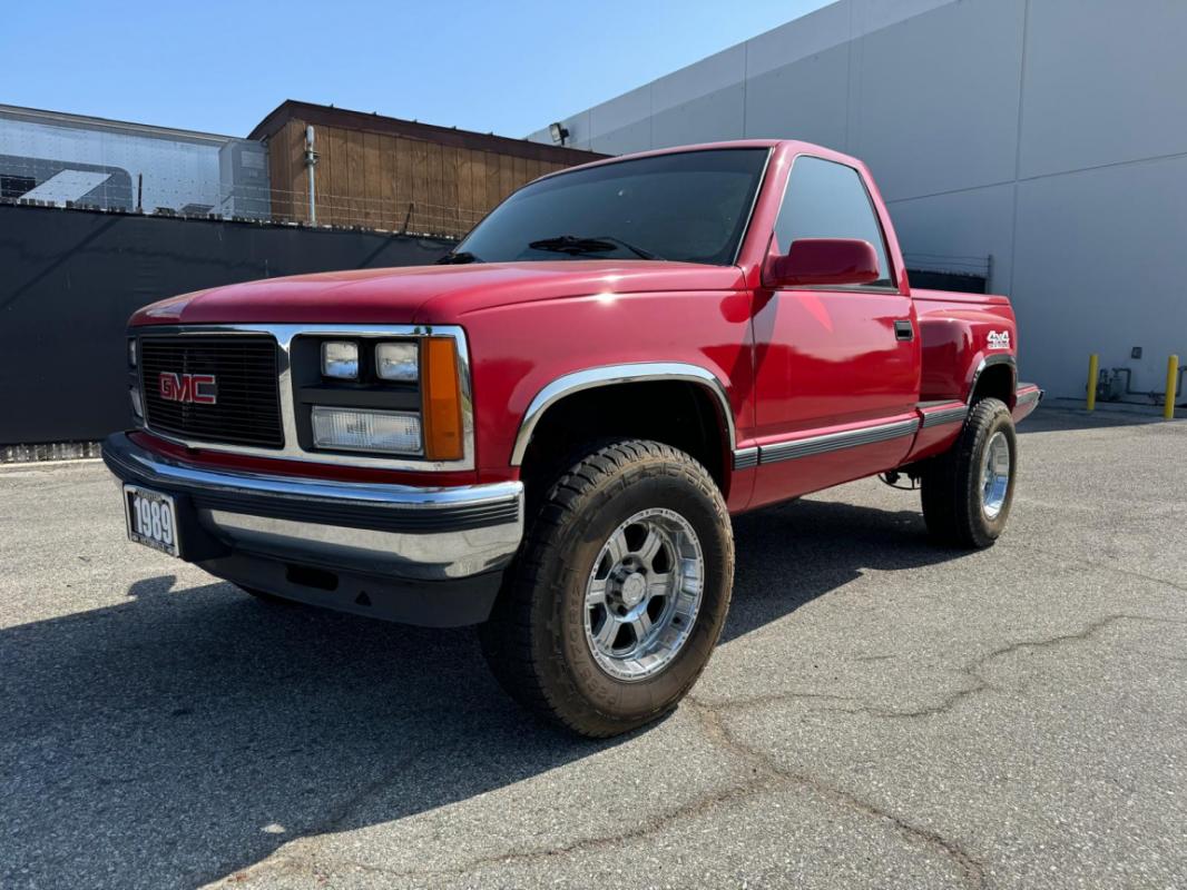 GMC Sierra 4x4 350CI V8 ROUGE 1989