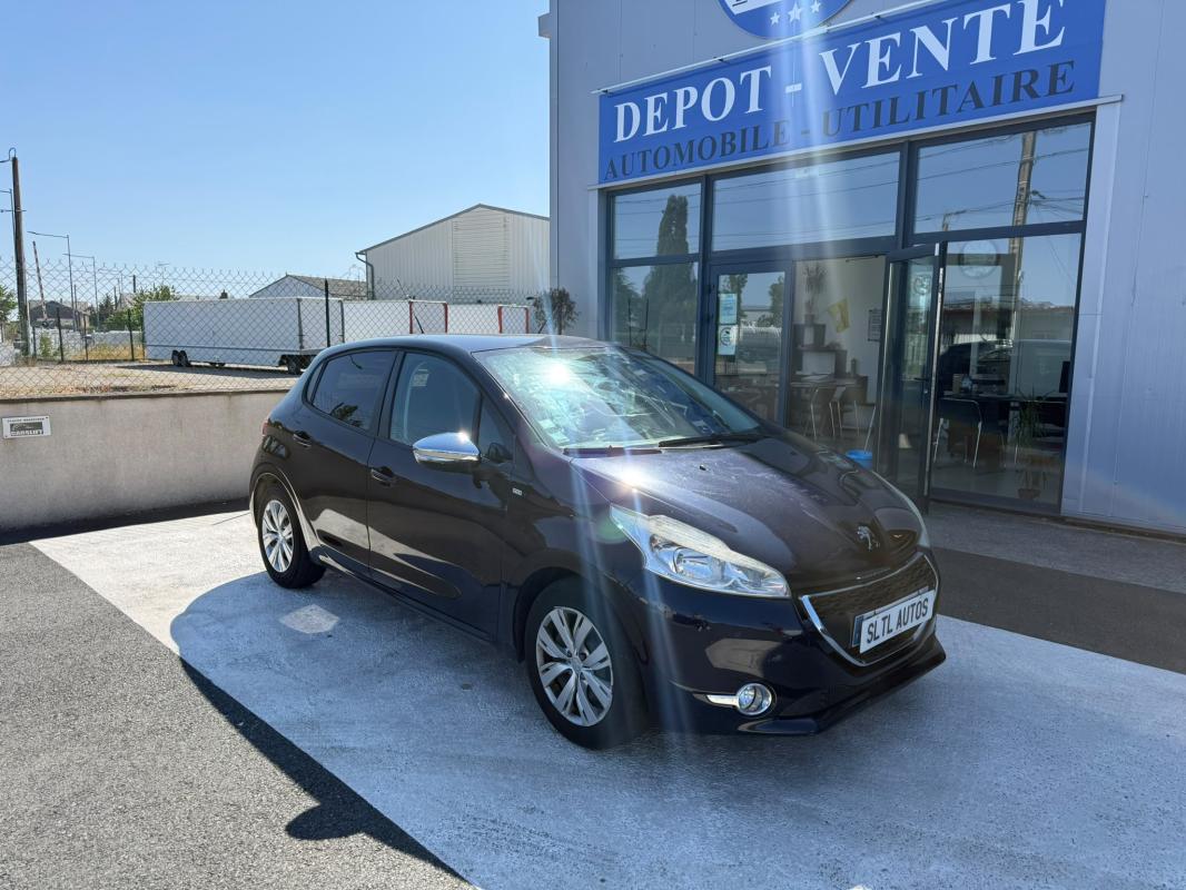 Peugeot 208 - 1.2 i 82CH STYLE GARANTIE 6 MOIS / REPRISE POSSIBLE