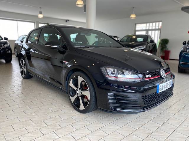 Volkswagen Golf - VII 2.0 TSI 230 BVM6 GTI Performance BMT